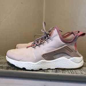 Nike Air Huarache Run Ultra Prm Women - 6.5 - worn